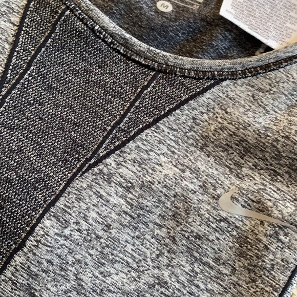 Nike Dri-fit running long sleeve top size M Gray - Picture 8 of 9